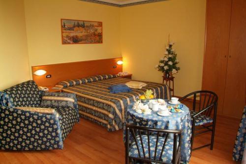 Hotel Le Mura E Residence Читта-ди-Кастелло Экстерьер фото