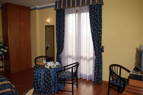 Hotel Le Mura E Residence Читта-ди-Кастелло Экстерьер фото
