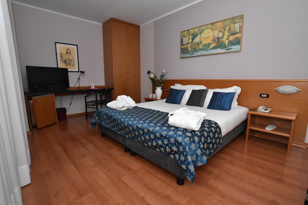 Hotel Le Mura E Residence Читта-ди-Кастелло Экстерьер фото